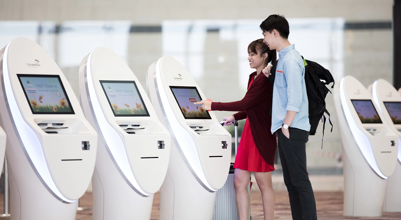 Monitor touch a cornice aperta (2C)